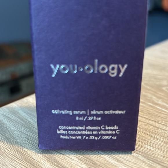 Younique Vitamin C beads with activating serum - Picture 2 of 2